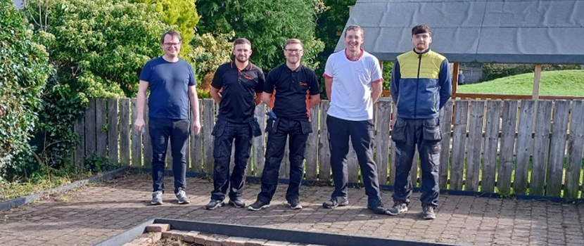 Survitec Dunmurry Gardening At Primary School