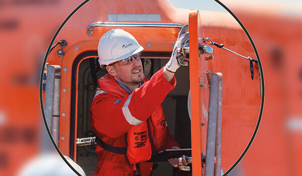 survitec homepage lifeboat isnpection 402