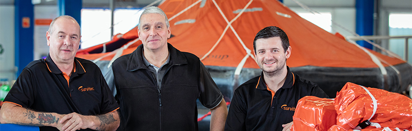 Liferaft servicing team